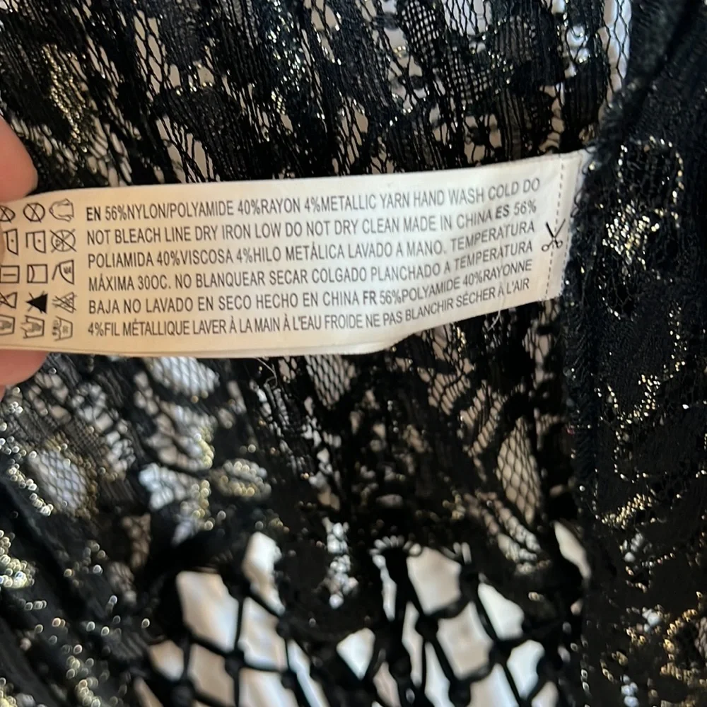 Forever 21 Medium Black/Gold Lacy Kimono - Picture 6 of 11